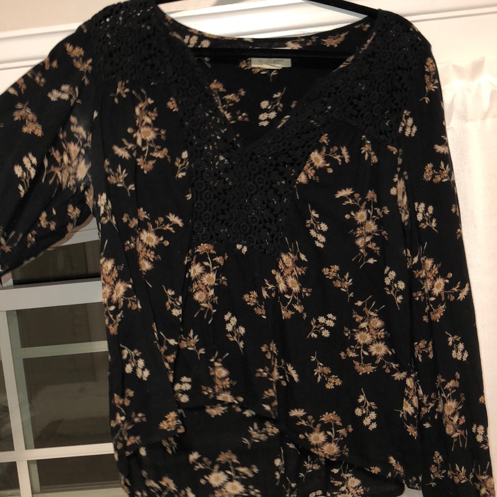 Black flowered blouse with lace front